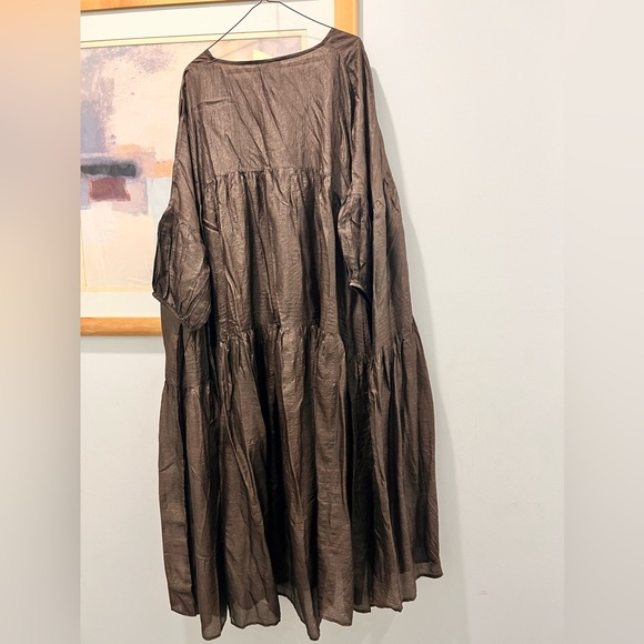 Anaak Airi silk dress. - Picture 2 of 3